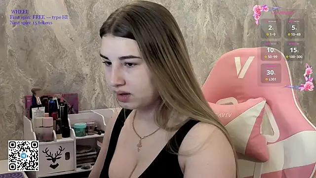 Snapshot of softiekitty chatting on 05-18-26, 03:18 softiekitty online show from 05-18-26, 03:18