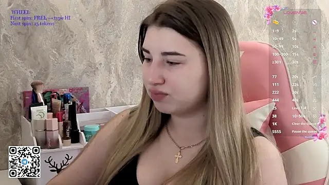 Snapshot of softiekitty chatting on 05-19-26, 04:08 softiekitty online show from 05-19-26, 04:08
