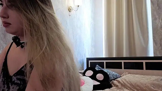 Snapshot of softiekitty chatting on 08-01-26, 10:25 softiekitty online show from 08-01-26, 10:25