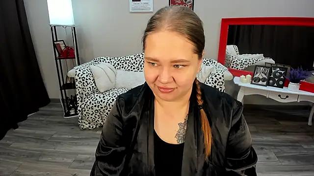 Snapshot of DianaKristol chatting on 06-06-26, 06:12 DianaKristol online show from 06-06-26, 06:12