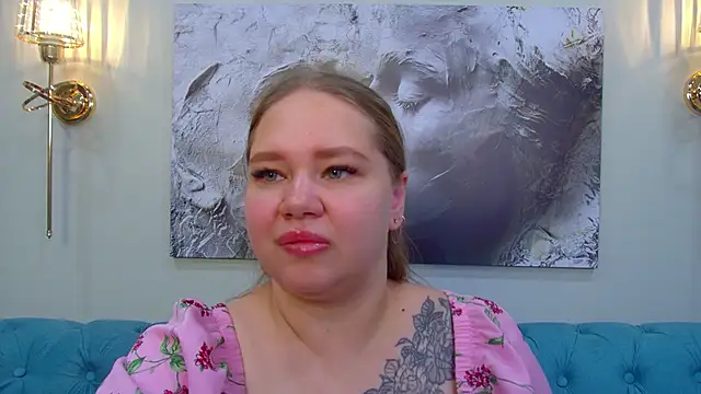 Snapshot of DianaKristol chatting on 06-12-26, 06:18 DianaKristol online show from 06-12-26, 06:18
