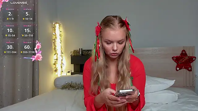 urblonde online show from 12-21-24, 01:04