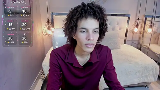 Snapshot of felix_haze chatting on 06-25-26, 05:28 felix haze online show from 06-25-26, 05:28