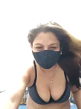 hot kiran2000 online show from 06-10-26, 07:57