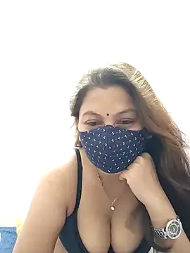 hot kiran2000 online show from 06-15-26, 12:51