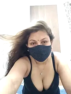 hot kiran2000 online show from 06-22-26, 12:57