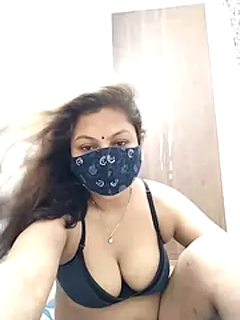 hot kiran2000 online show from 06-27-26, 02:12