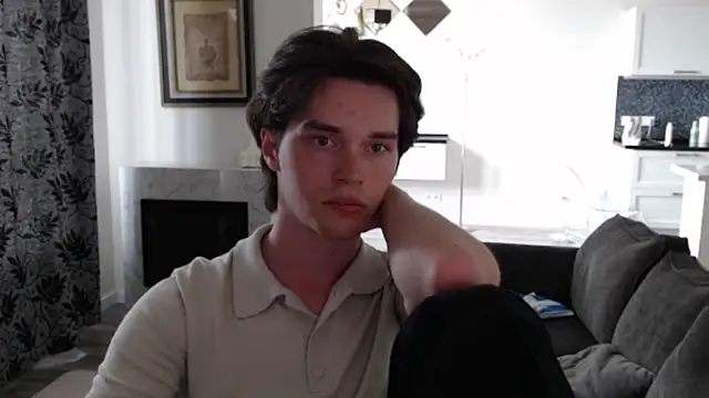 Snapshot of arthur___king chatting on 05-18-26, 01:06 arthur king online show from 05-18-26, 01:06