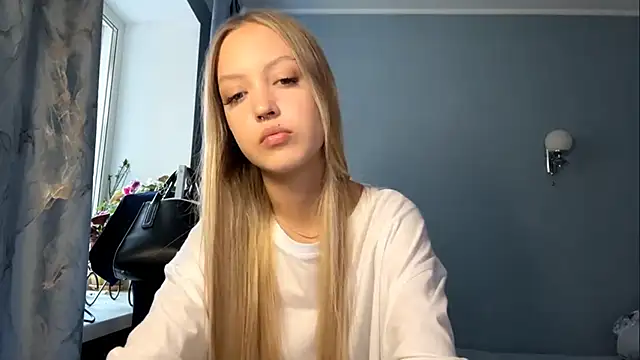 Snapshot of NievesHackey chatting on 06-09-26, 01:34 NievesHackey online show from 06-09-26, 01:34
