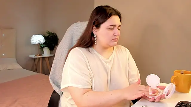 Snapshot of Ayleen_Gece chatting on 05-20-26, 03:13 Ayleen Gece online show from 05-20-26, 03:13