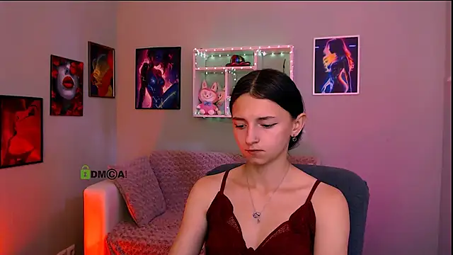 caroline honeyy online show from 06-16-26, 09:45