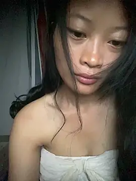 Snapshot of -Lan2k- chatting on 05-25-26, 11:00 -Lan2k- online show from 05-25-26, 11:00