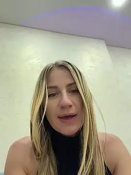 Snapshot of AnnaMist_ chatting on 07-05-26, 04:47 AnnaMist online show from 07-05-26, 04:47