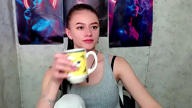 Snapshot of AprillXoxo chatting on 06-11-26, 08:56 AprillXoxo online show from 06-11-26, 08:56