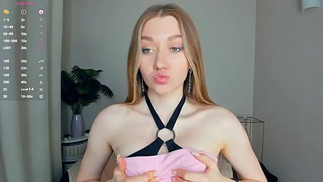 Snapshot of ThanhBuerger chatting on 06-27-26, 11:10 ThanhBuerger online show from 06-27-26, 11:10