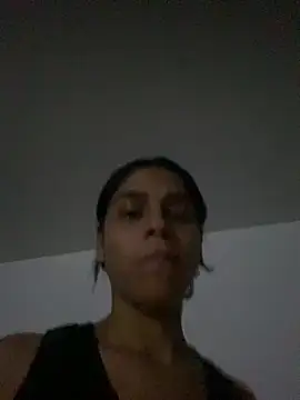 Snapshot of Saray_queen1 chatting on 07-01-26, 06:37 Saray queen1 online show from 07-01-26, 06:37