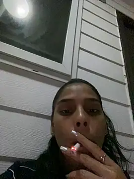 Snapshot of Saray_queen1 chatting on 07-02-26, 12:10 Saray queen1 online show from 07-02-26, 12:10