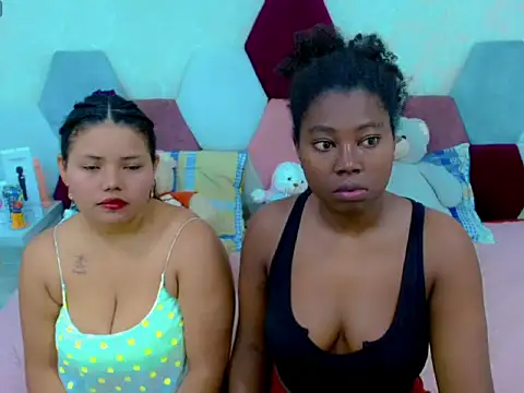 sexy duo girl online show from 05-23-26, 03:56