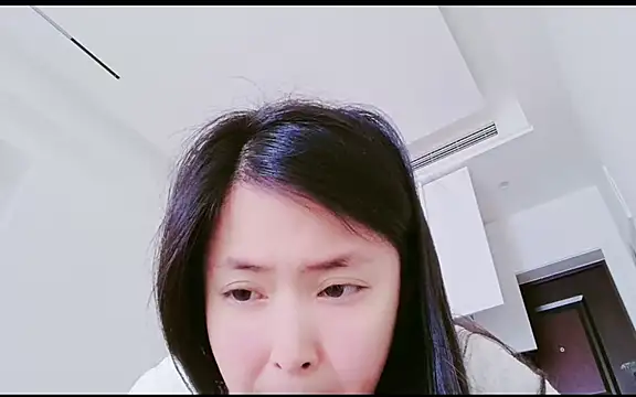Xixi9929 online show from 05-17-26, 07:17