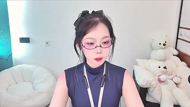 Snapshot of swie111 chatting on 07-06-26, 03:14 swie111 online show from 07-06-26, 03:14