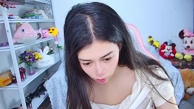 QinQin-888 online show from 06-16-26, 11:24