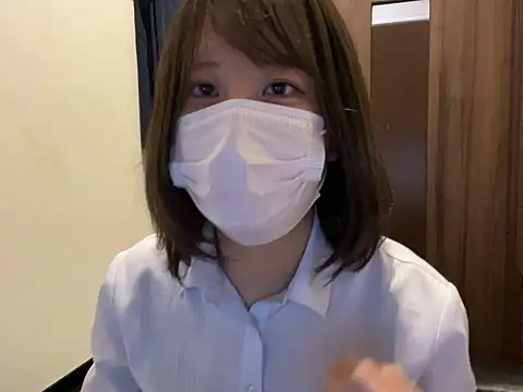 Snapshot of miniminimo_o chatting on 06-07-26, 10:19 miniminimo o online show from 06-07-26, 10:19