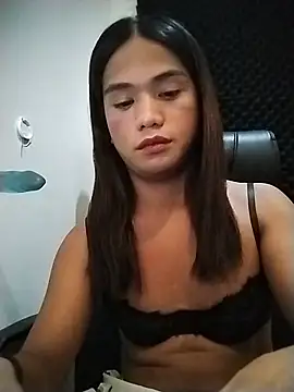 Snapshot of bigcock_francine chatting on 06-16-26, 10:40 bigcock francine online show from 06-16-26, 10:40
