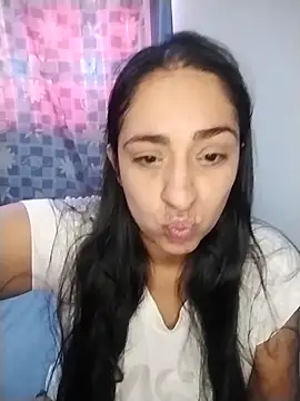 Snapshot of Pamela_sa chatting on 05-24-26, 05:40 Pamela sa online show from 05-24-26, 05:40