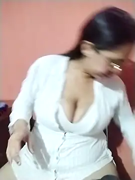Snapshot of Pamela_sa chatting on 06-02-26, 03:41 Pamela sa online show from 06-02-26, 03:41