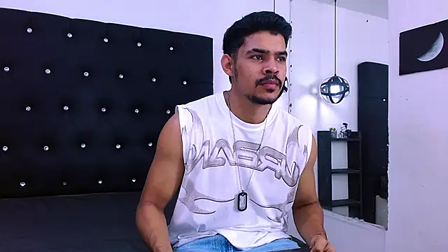 Snapshot of Dannesh_ chatting on 06-06-26, 04:06 Dannesh online show from 06-06-26, 04:06