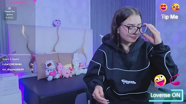 andrea tay1 online show from 07-06-26, 07:05