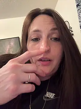 Snapshot of goddesshmh chatting on 06-14-26, 04:03 goddesshmh online show from 06-14-26, 04:03