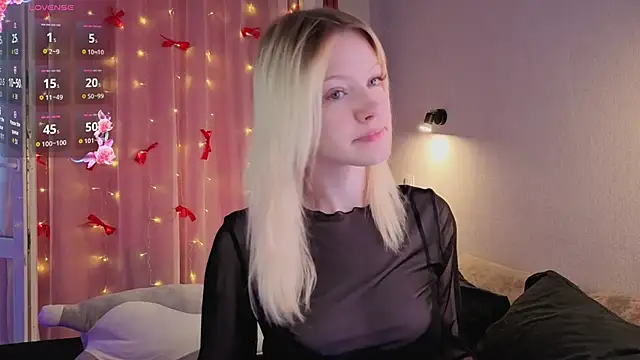 Snapshot of Ava_vice chatting on 06-16-26, 11:07 Ava vice online show from 06-16-26, 11:07