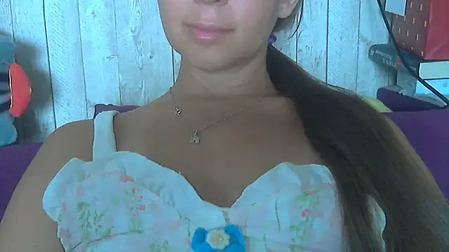 Bella--White online show from 06-25-26, 07:13