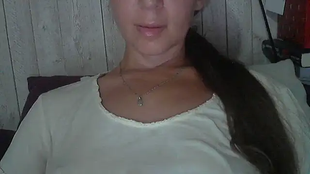 Bella--White online show from 06-30-26, 03:02