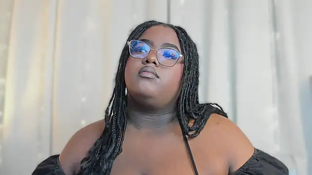 Snapshot of Ayanaa_Ebony_ chatting on 07-01-26, 11:23 Ayanaa Ebony online show from 07-01-26, 11:23