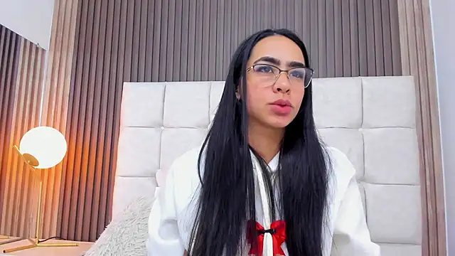 Snapshot of Camila_Vega22 chatting on 07-03-26, 11:27 Camila Vega22 online show from 07-03-26, 11:27