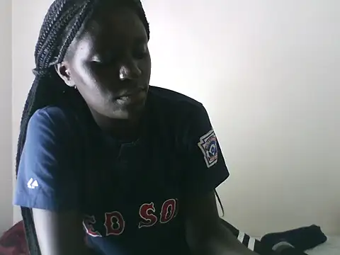 Snapshot of LatishLava chatting on 06-21-26, 08:55 LatishLava online show from 06-21-26, 08:55