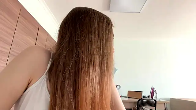LaurindaStalford online show from 06-27-26, 03:06