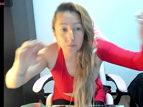 beautyfullchrys online show from 06-14-26, 11:18