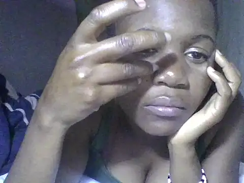 Snapshot of prettybelly chatting on 05-30-26, 05:21 prettybelly online show from 05-30-26, 05:21