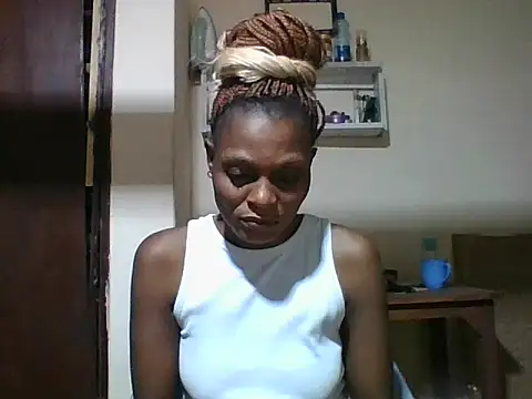 Snapshot of Ebonyqueen4 chatting on 06-13-26, 08:23 Ebonyqueen4 online show from 06-13-26, 08:23