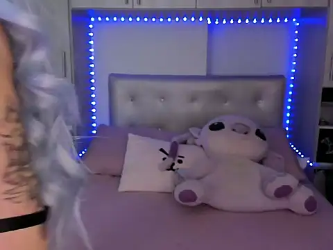 Snapshot of Honniewhitee_ chatting on 07-06-26, 10:12 Honniewhitee online show from 07-06-26, 10:12