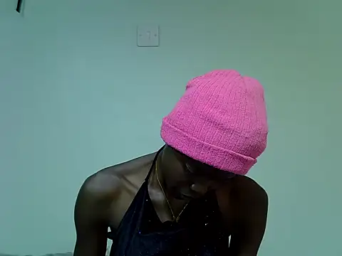 Pretty min online show from 06-21-26, 08:06