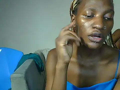 Snapshot of SleekCandy_petites chatting on 06-14-26, 04:31 SleekCandy petites online show from 06-14-26, 04:31