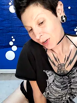 LaFemmeCyberObscura online show from 08-08-26, 08:55