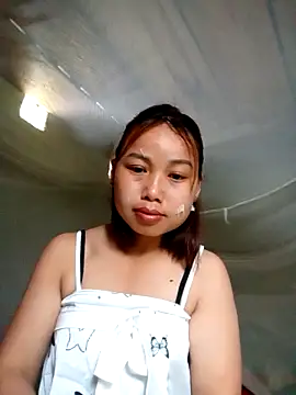 Snapshot of HoaHongXanh22 chatting on 05-30-26, 03:58 HoaHongXanh22 online show from 05-30-26, 03:58