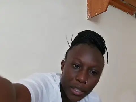 Snapshot of mardhiyah chatting on 06-10-26, 02:16 mardhiyah online show from 06-10-26, 02:16