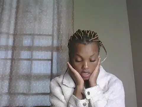 Snapshot of PrettyT5 chatting on 06-29-26, 12:16 PrettyT5 online show from 06-29-26, 12:16