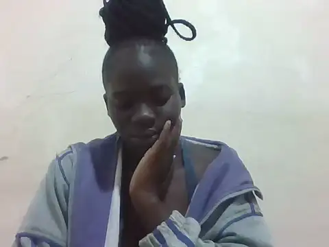 Sexybooty17 online show from 06-05-26, 04:52